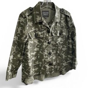 Alexander Jordan Women's Camouflage Utility  military shirt Jacket Size M